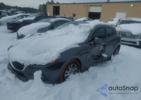 2017 Mazda Mazda3 Sport z USA, uszkodzony, nr VIN JM1BN1K70H1143689